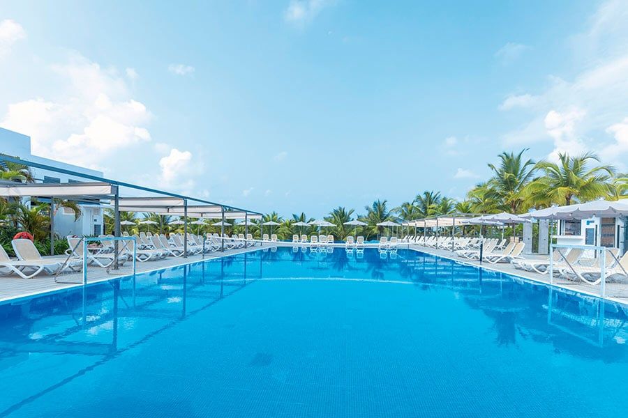 Swimming pool area at Hotel Riu Sri Lanka