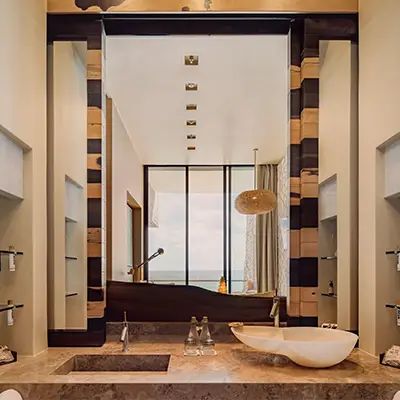 La Casa de la Playa Rooms & Suites