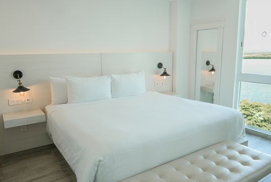 ÓLEO Cancún Playa Rooms & Suites