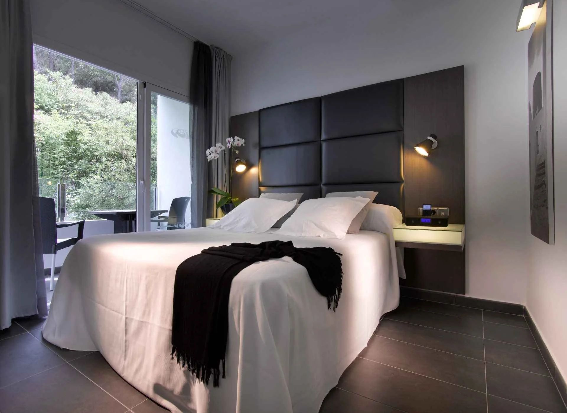 Guest room at Palladium Hotel Cala Llonga, Trademark Collection