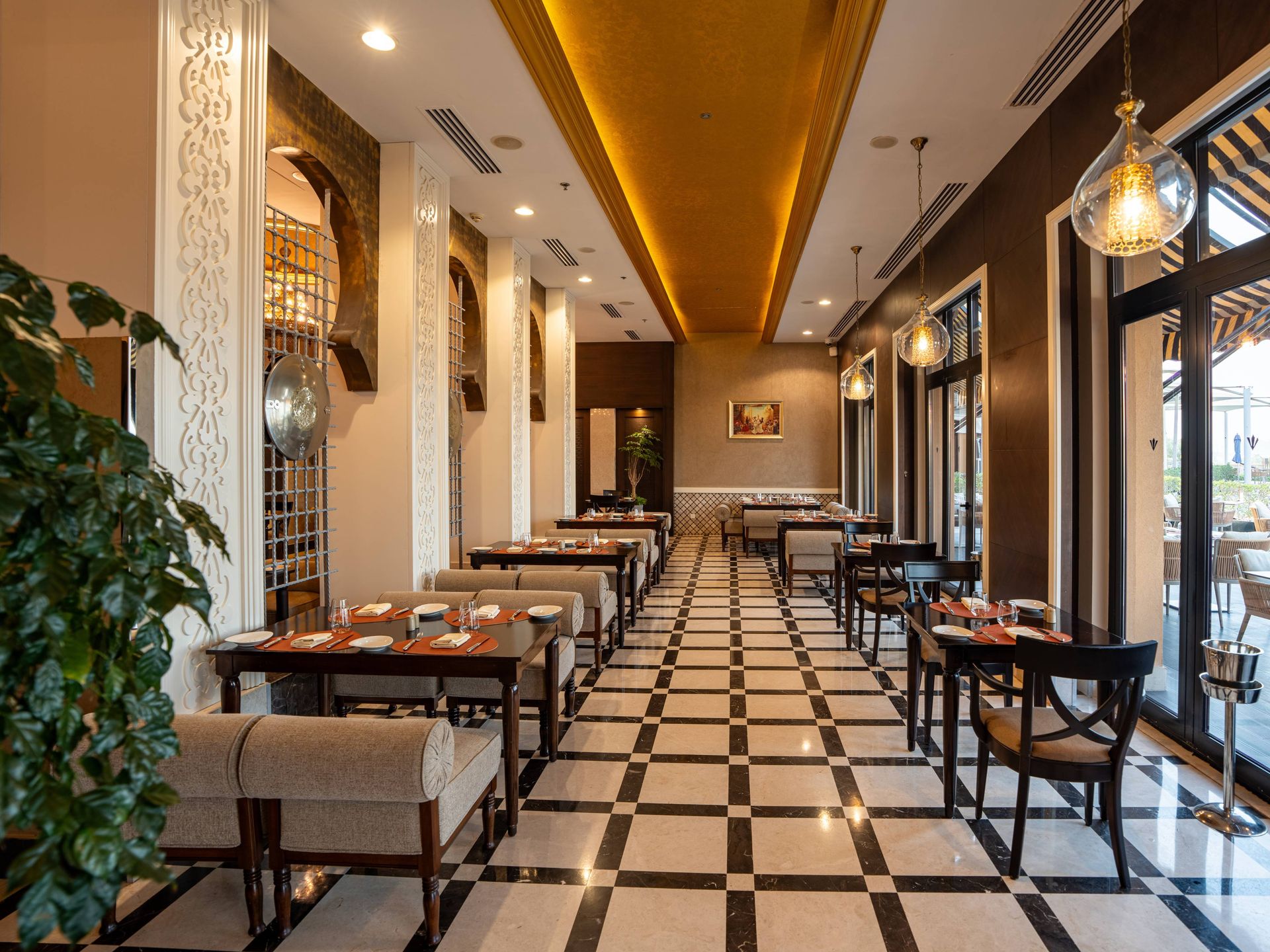 dining