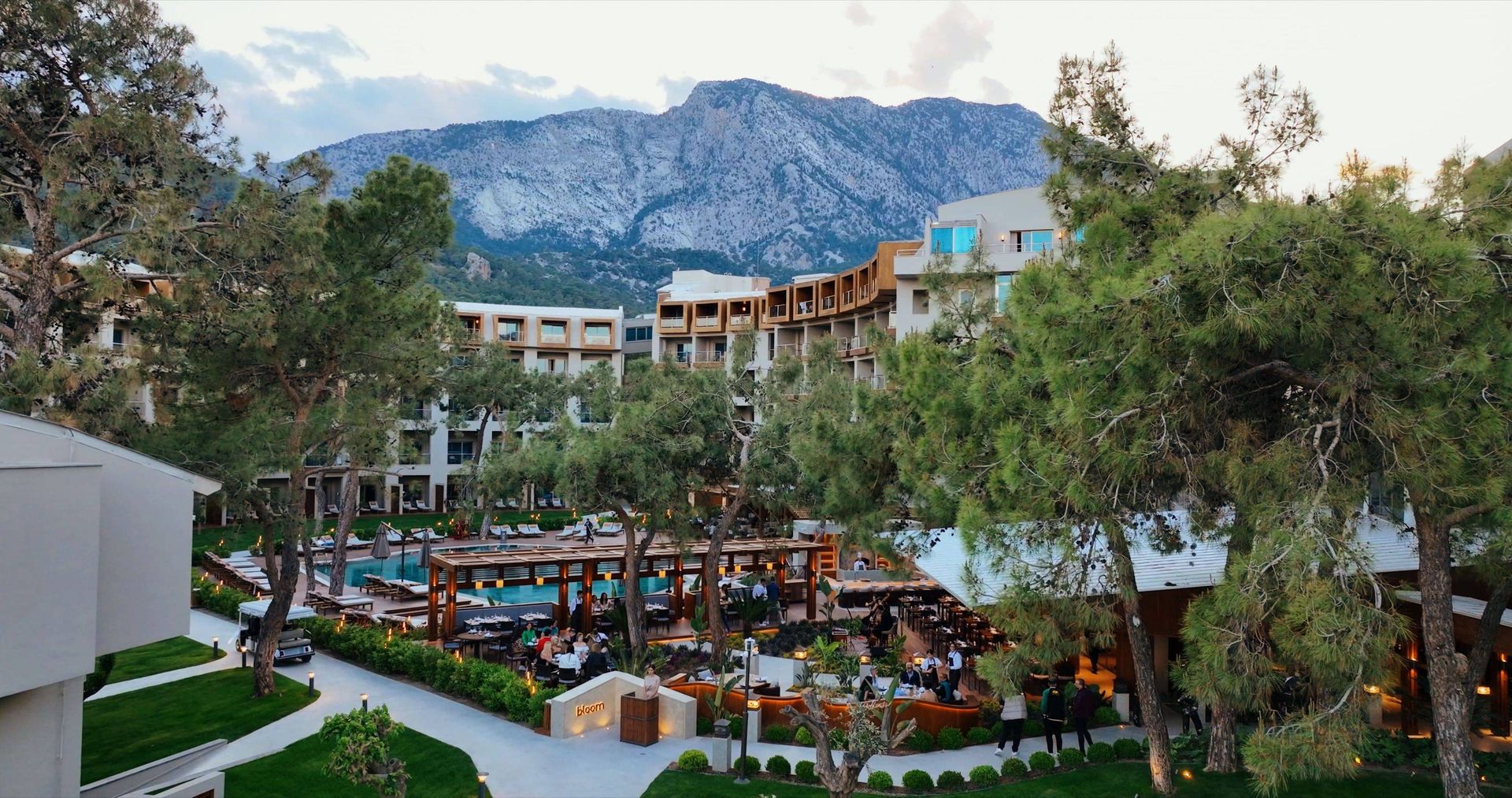 Restaurant at Rixos Sungate - The Land Of Legends Access