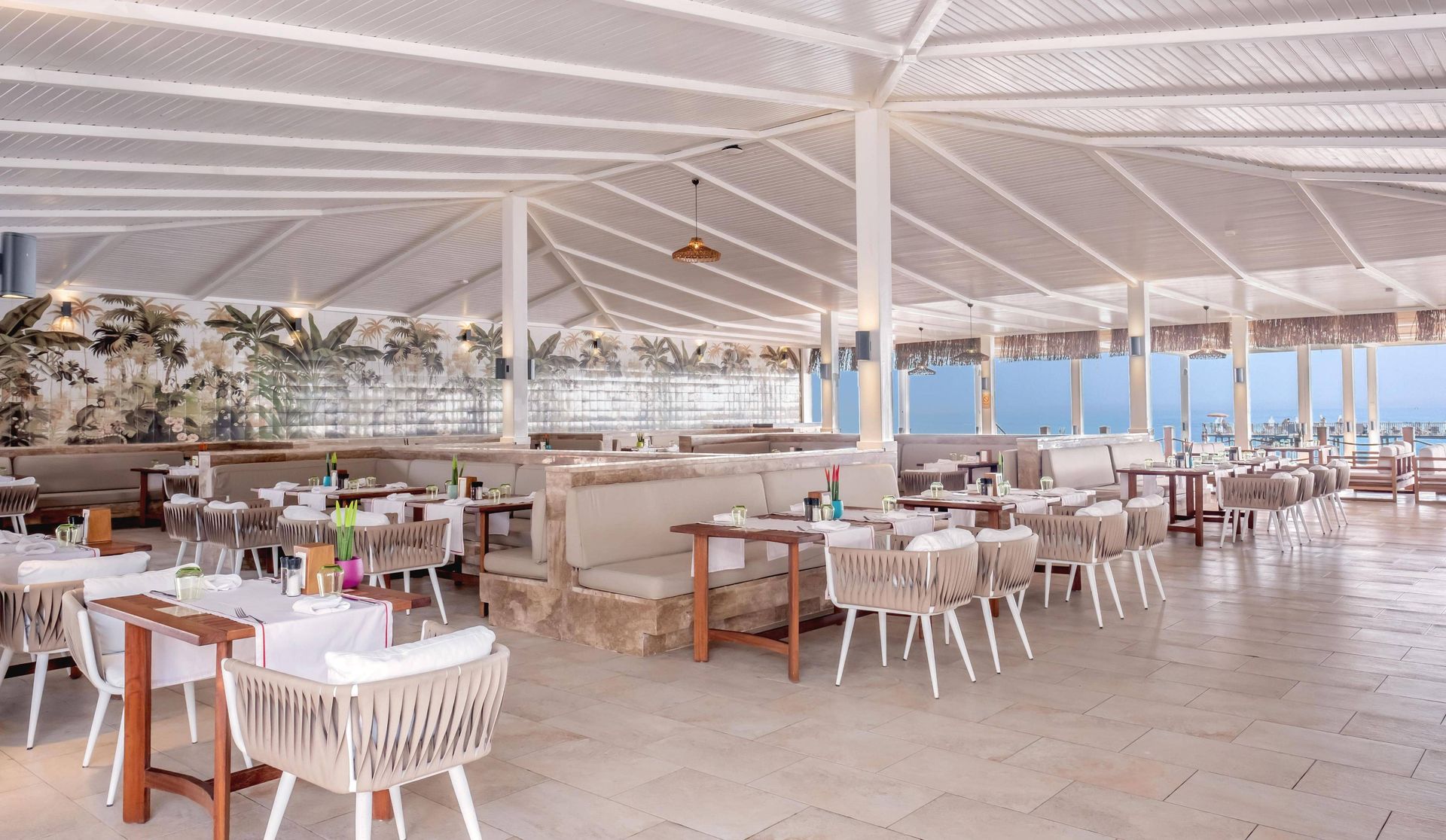 Restaurant at Rixos Sungate - The Land Of Legends Access