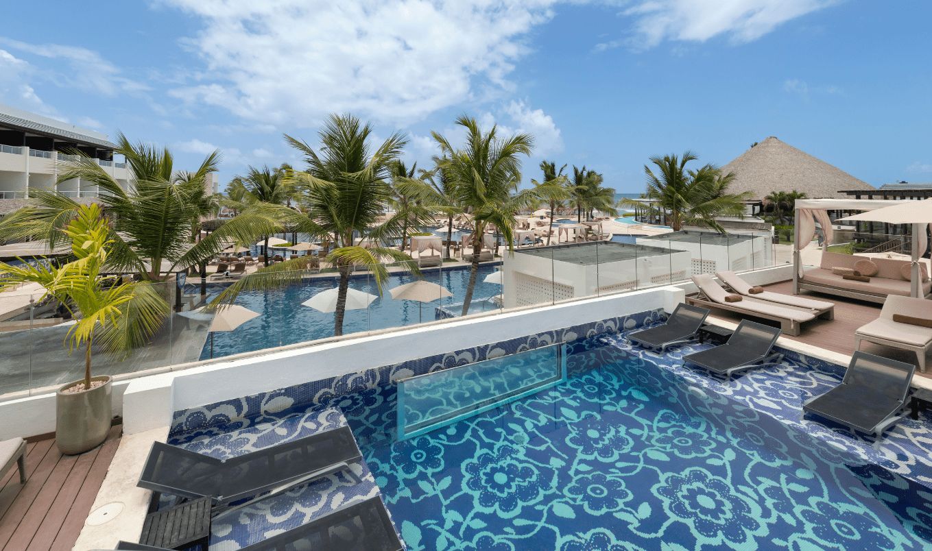 Resort exterior at Royalton CHIC Punta Cana, Autograph Collection All-Inclusive Resort - Adults Only