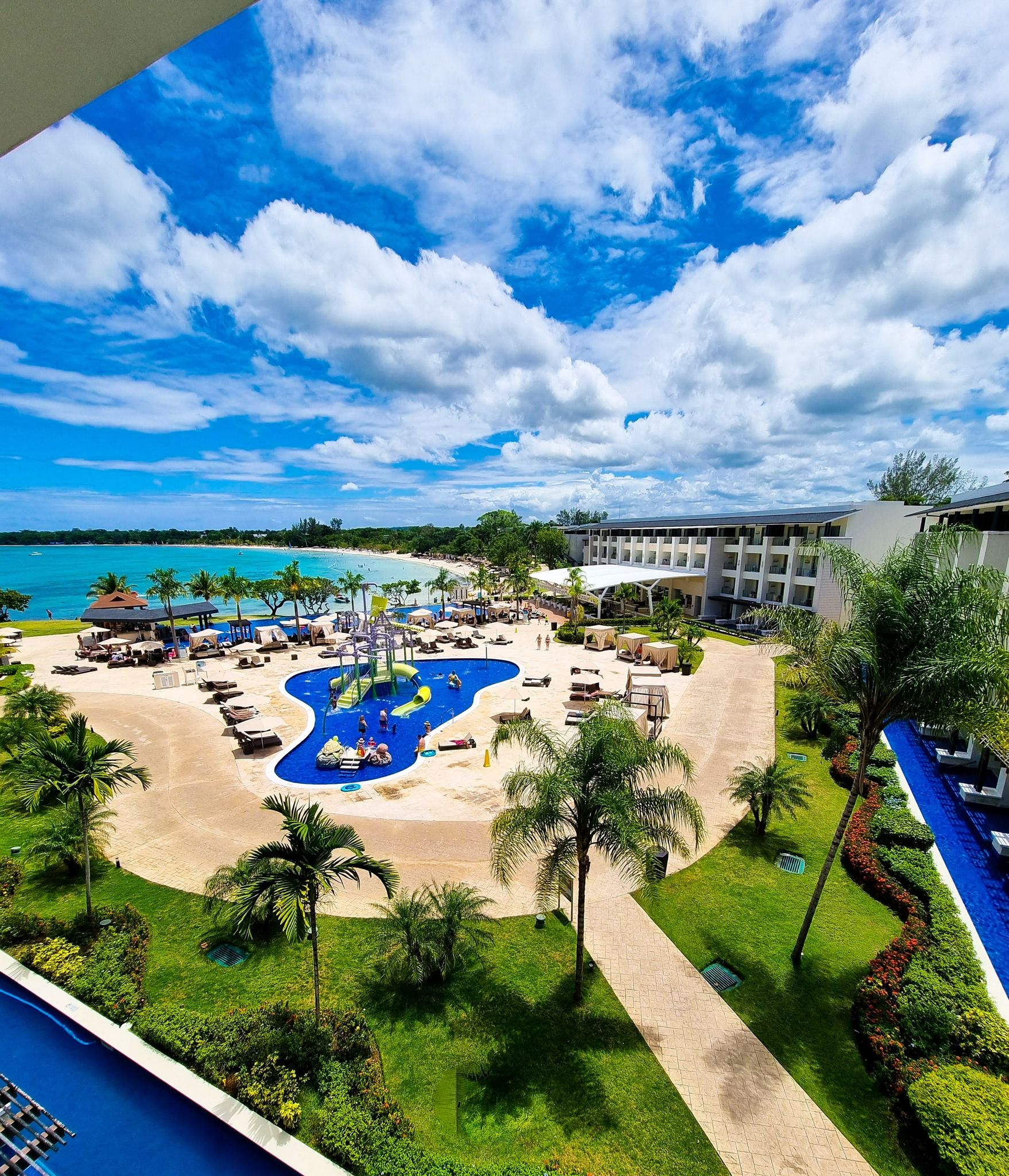 Royalton Negril, Autograph Collection All-Inclusive Resort Exterior & Grounds