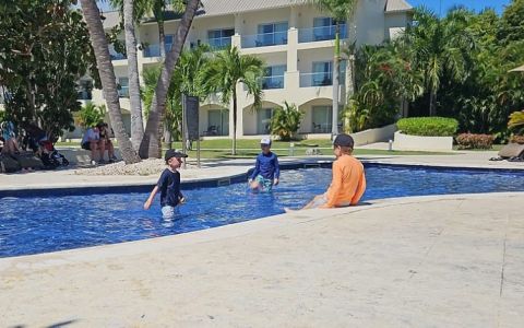 Resort exterior at Royalton Splash Punta Cana, Autograph Collection All-Inclusive Resort & Casino