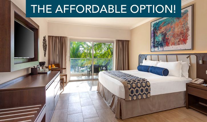 Resort exterior at Royalton Splash Punta Cana, Autograph Collection All-Inclusive Resort & Casino