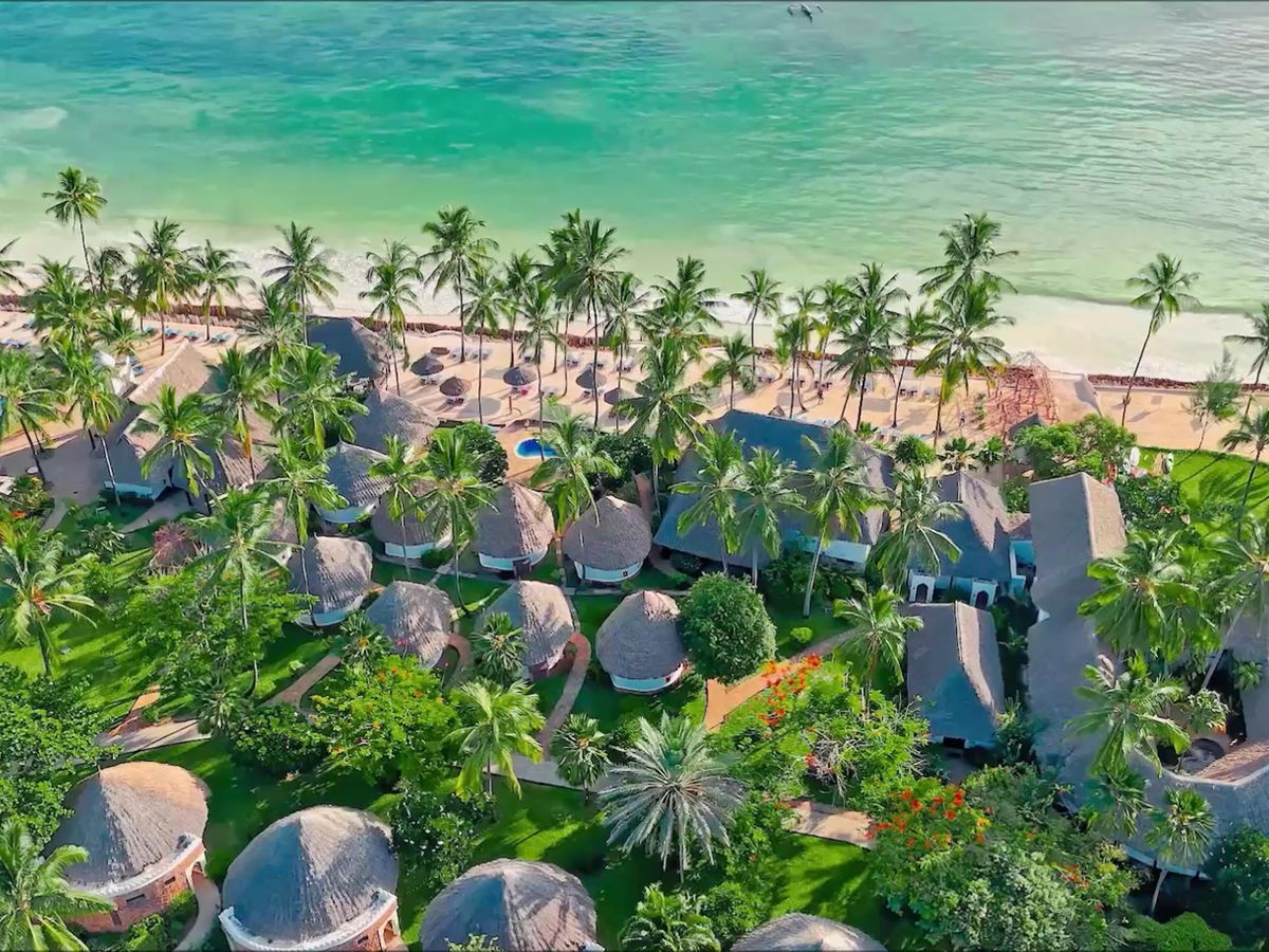 Sultan Sands Island Resort & Spa Exterior & Grounds