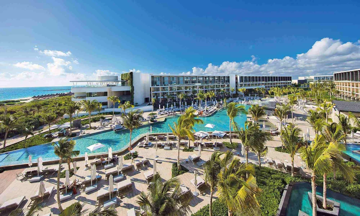 TRS Coral Hotel