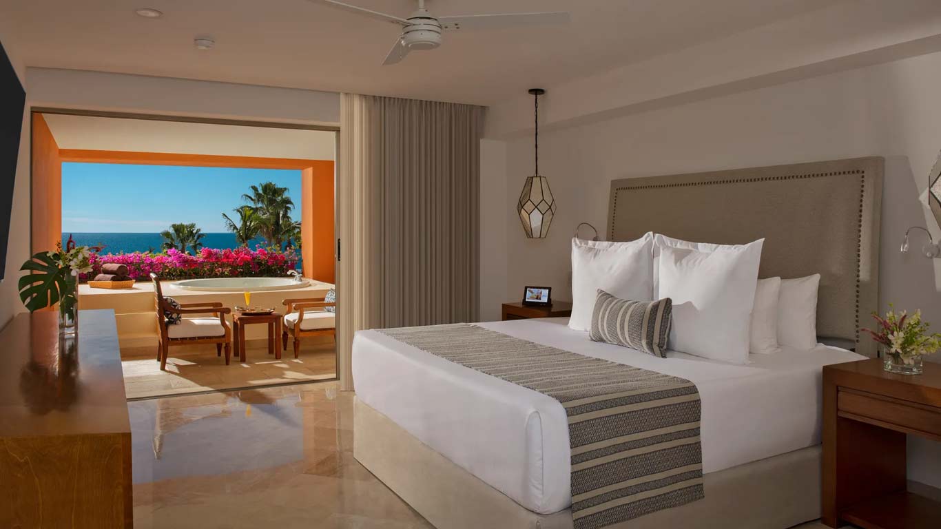 Zoetry Spa — 5,424 sq ft wellness sanctuary with Natura Bisse treatments